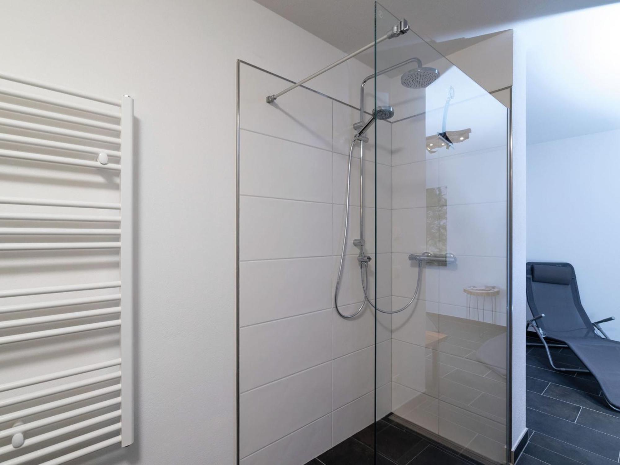 Modern Holiday Home In Leogang With Private Sauna Екстериор снимка