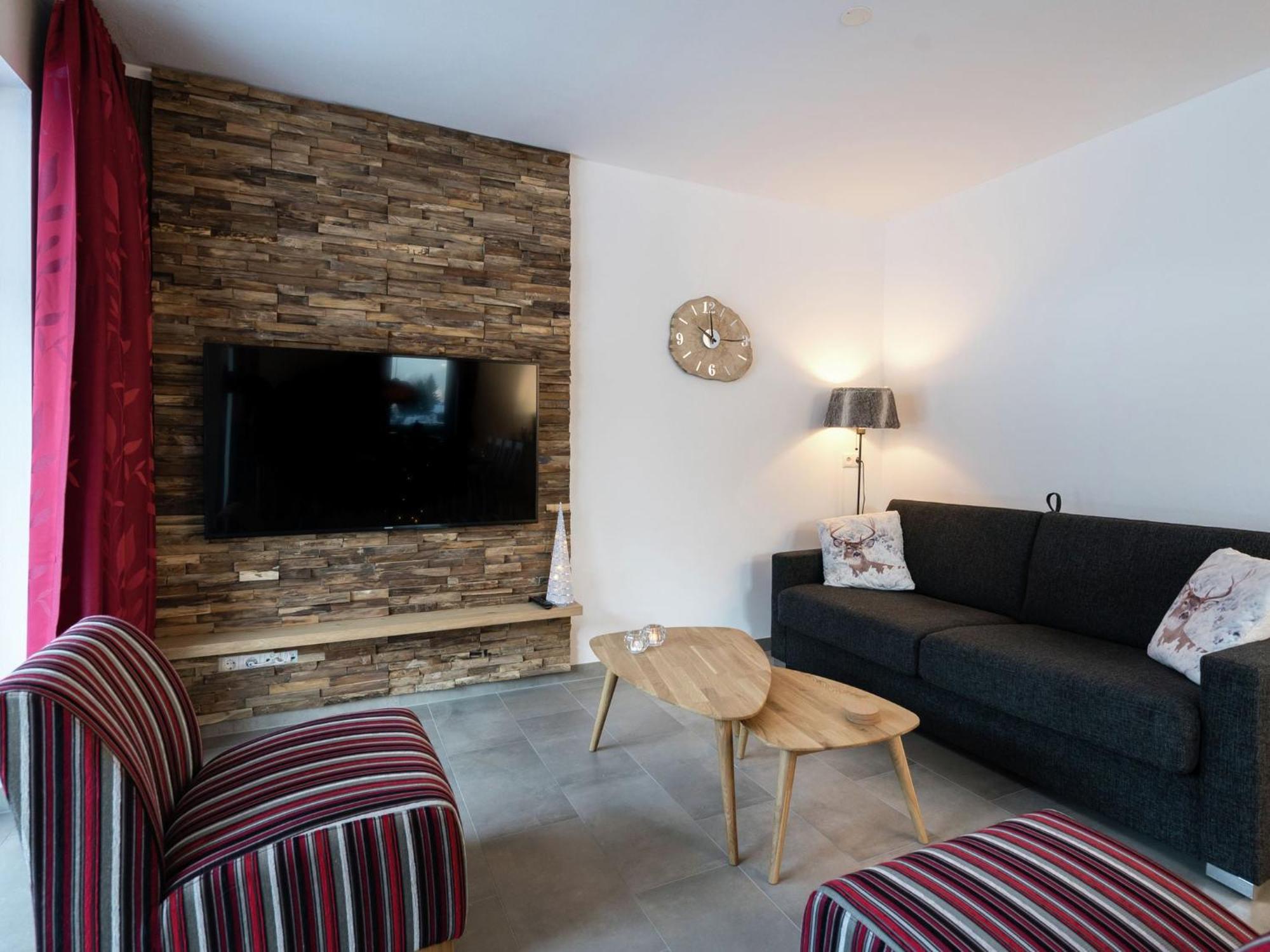 Modern Holiday Home In Leogang With Private Sauna Екстериор снимка